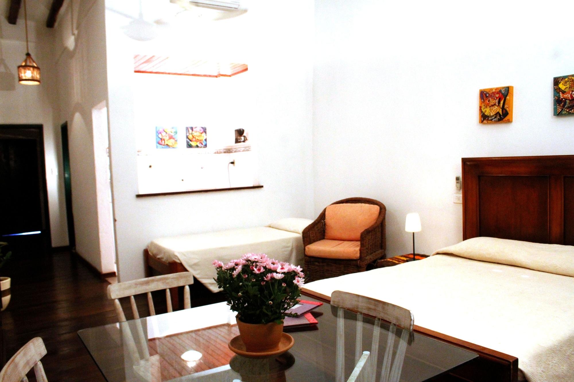Studio Do Carmo Galeria De Artes E Pousada Salvador Eksteriør billede